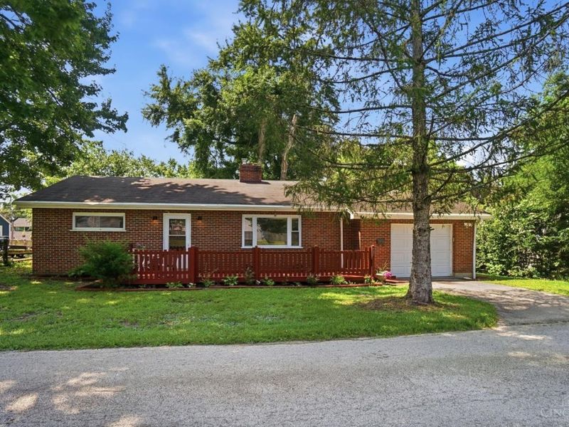 417 Davis Lane, Bethel, OH 45106 Photo 2