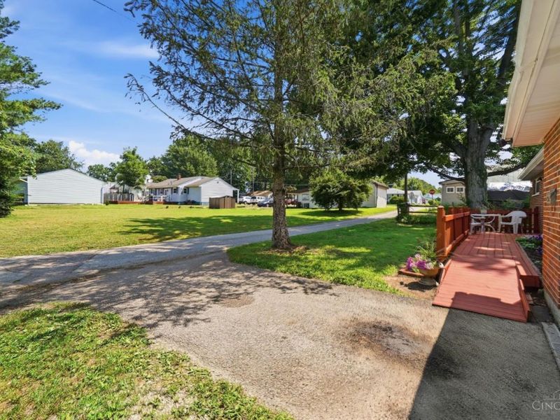 417 Davis Lane, Bethel, OH 45106 Photo 5