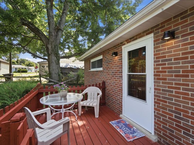417 Davis Lane, Bethel, OH 45106 Photo 8