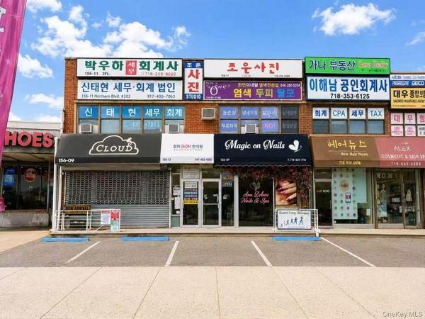 156-09 Northern Boulevard , Flushing, NY 11358