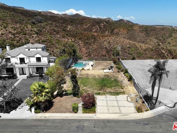 1467 Via Cresta , Los Angeles, CA 90272