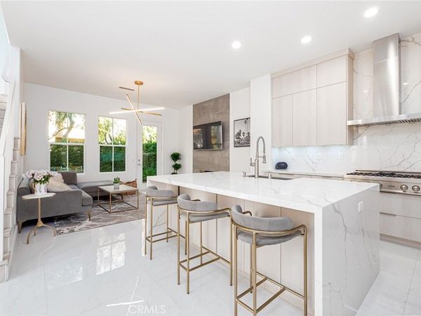 3 Oroville , Irvine, CA 92602