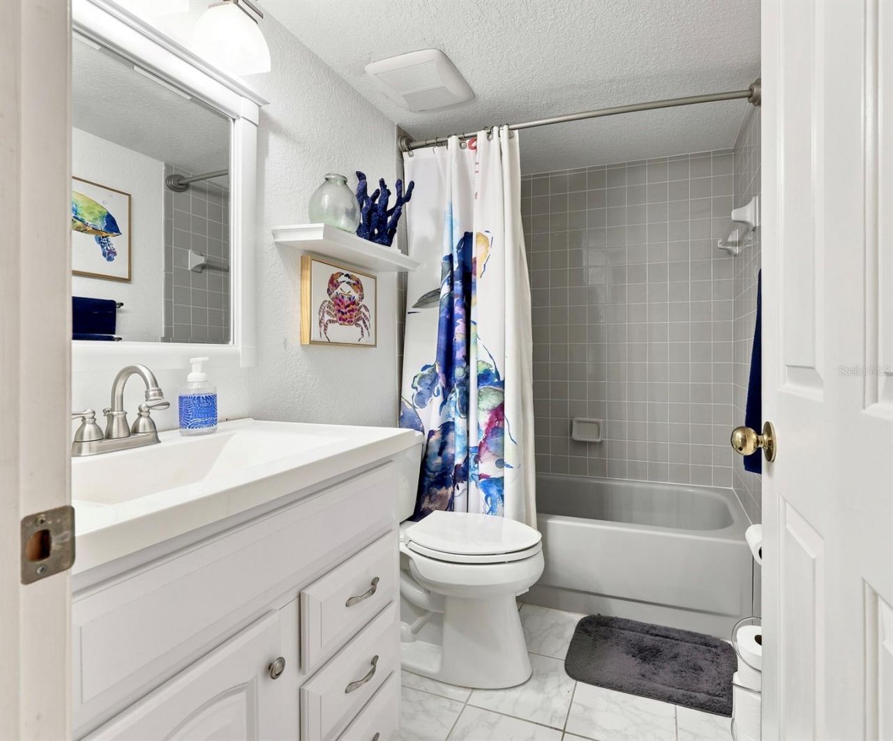 673 Segovia Court Ne, Unit 702, Saint Petersburg, FL 33703 Photo