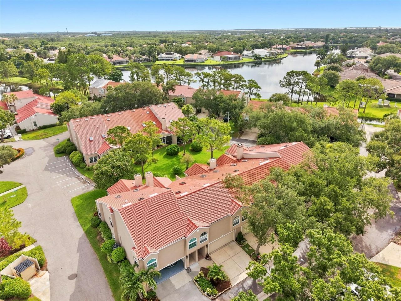 673 Segovia Court Ne, Unit 702, Saint Petersburg, FL 33703 Photo