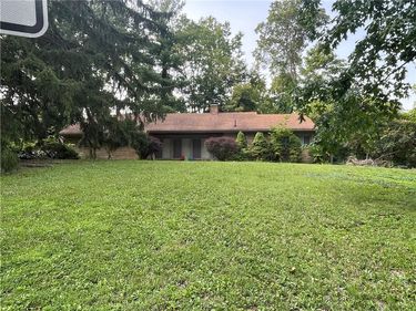 225 W Nottingham Road, Dayton, OH 45405