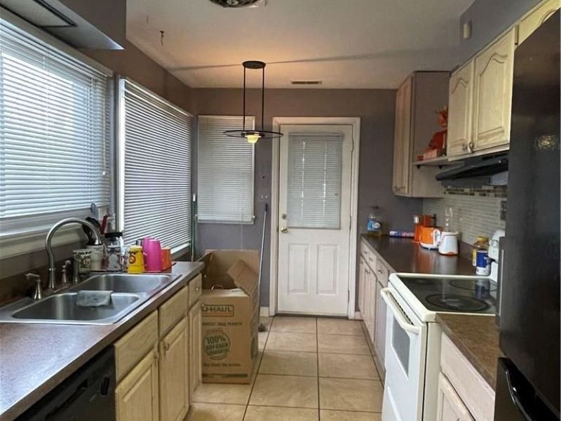 225 W Nottingham Road, Dayton, OH 45405 Photo 5