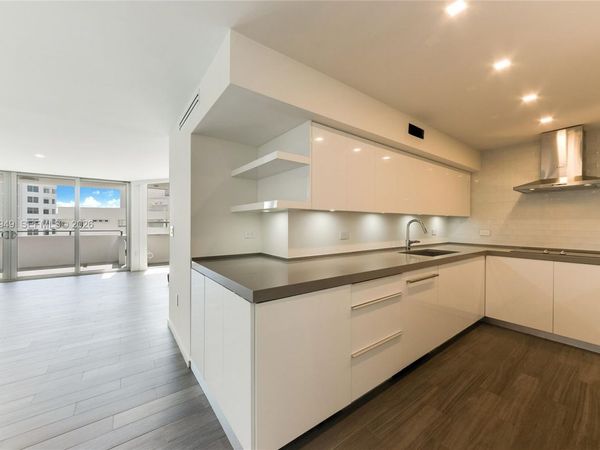 11 Island Ave , Unit 908, Miami Beach, FL 33139