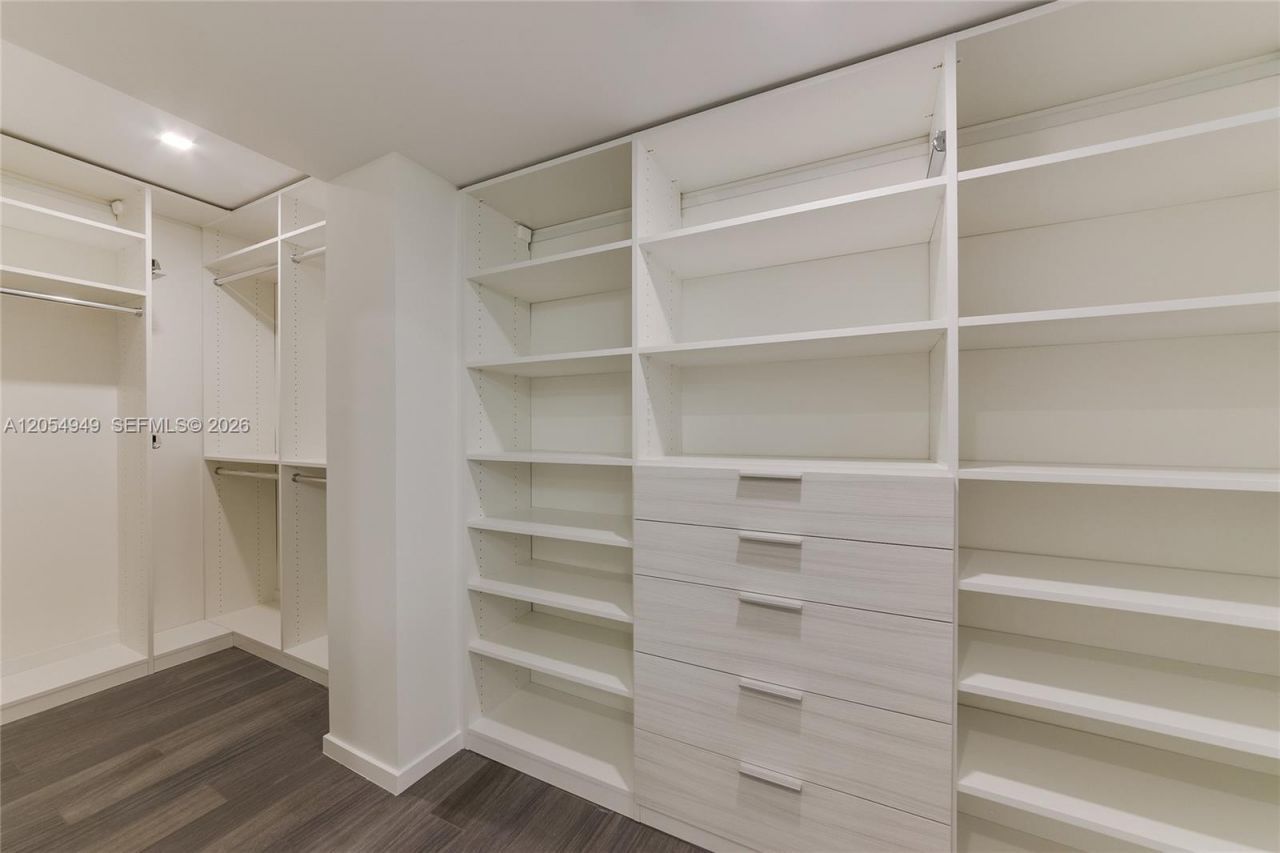 11 Island Ave , Unit 908, Miami Beach, FL 33139 Photo