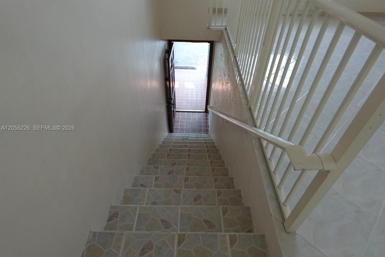7030 NW 173rd Dr , Unit 1602, Hialeah, FL 33015 Photo