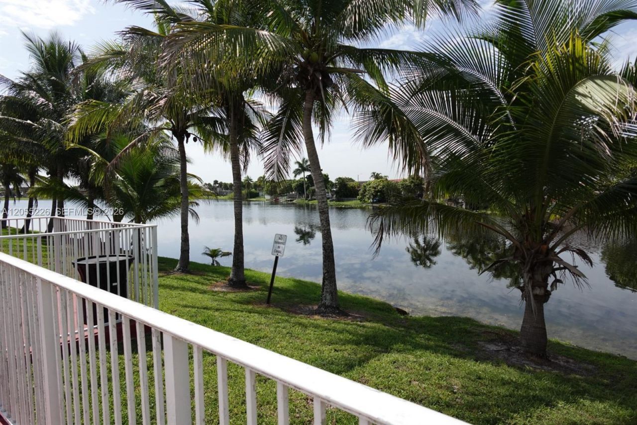 7030 NW 173rd Dr , Unit 1602, Hialeah, FL 33015 Photo
