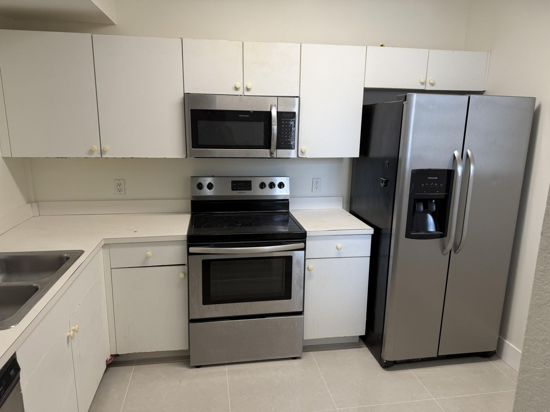 1095 Golden Lakes Boulevard, West Palm Beach, FL 33411 Photo