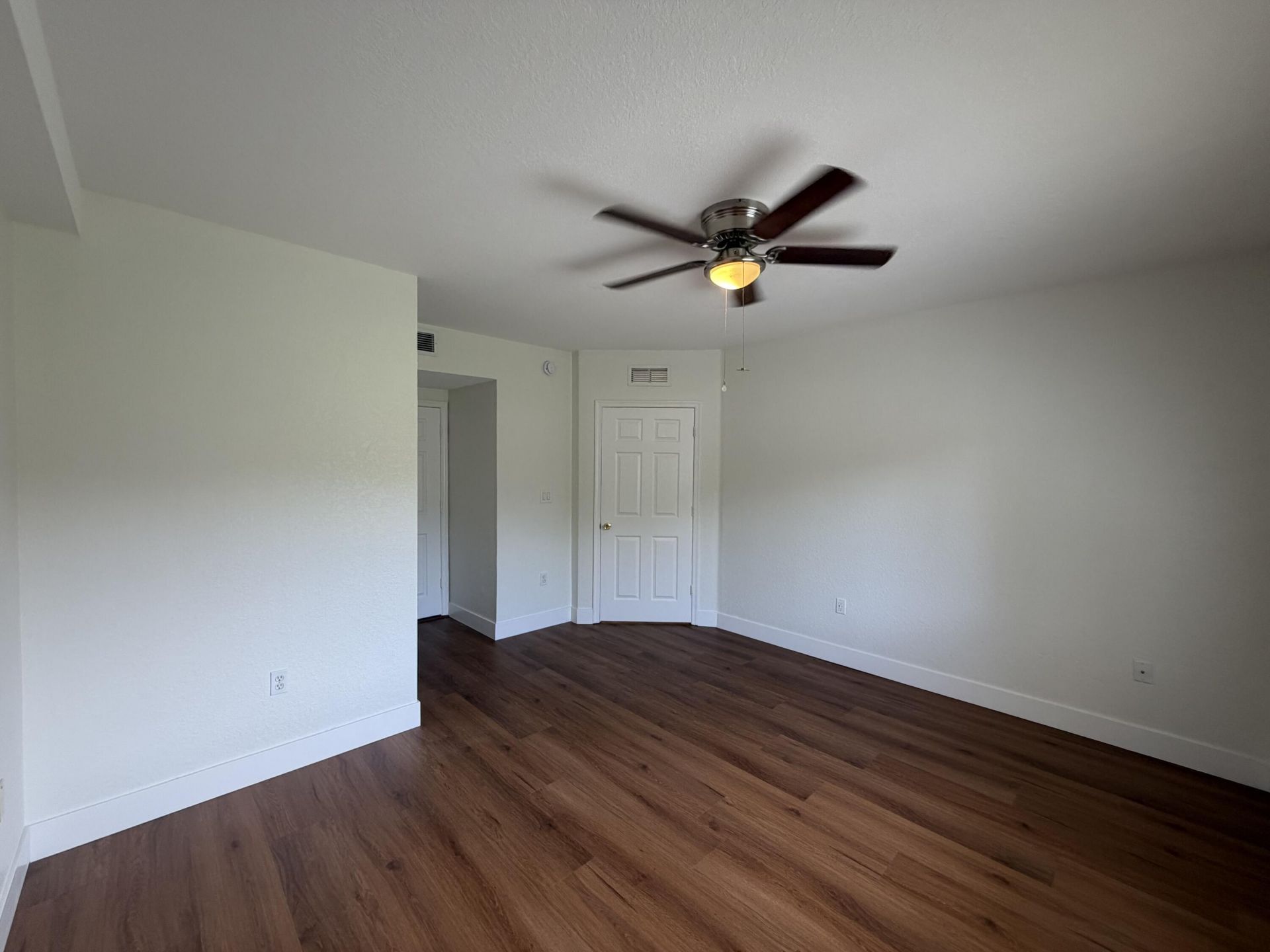 1095 Golden Lakes Boulevard, West Palm Beach, FL 33411 Photo