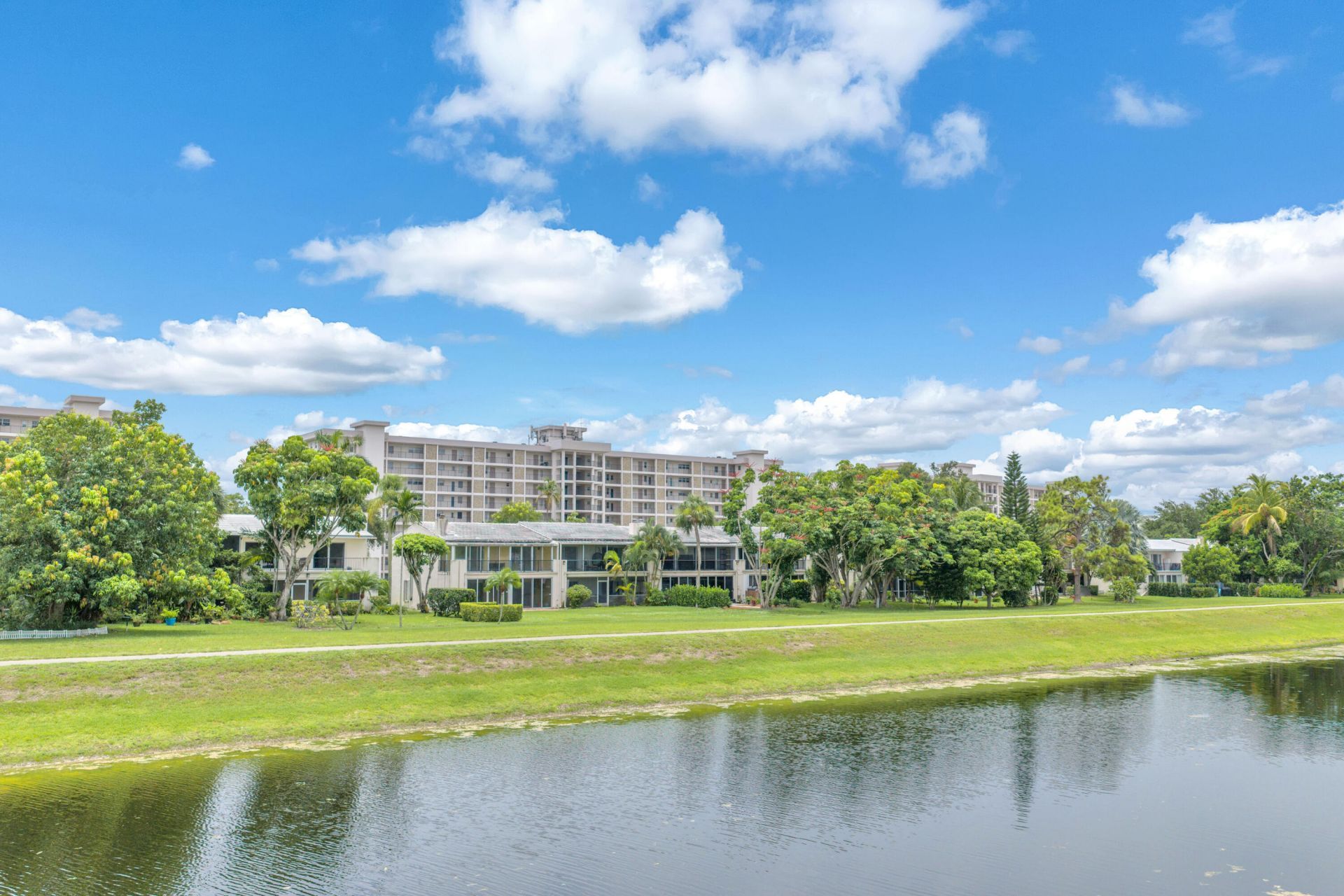 3119 N Palm Aire Drive, Unit 3119, Pompano Beach, FL 33069 Photo
