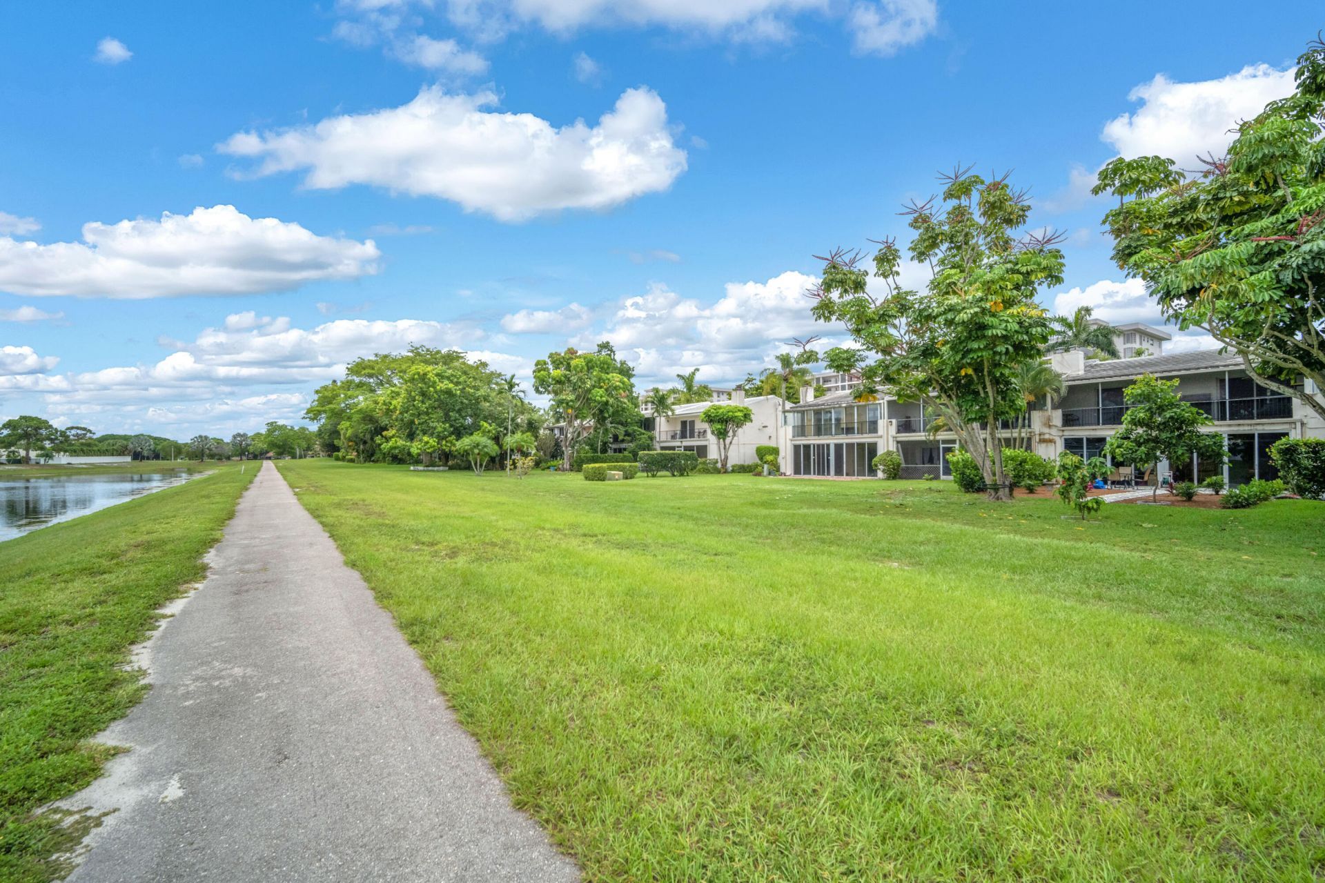 3119 N Palm Aire Drive, Unit 3119, Pompano Beach, FL 33069 Photo