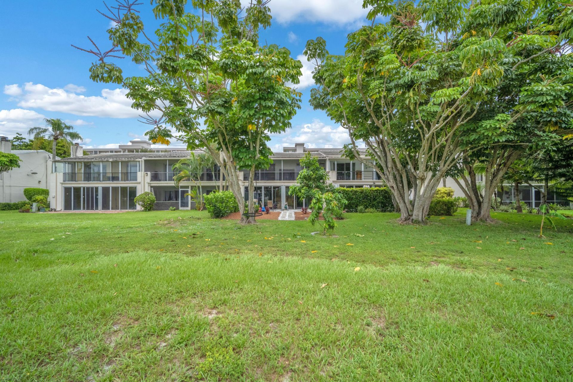 3119 N Palm Aire Drive, Unit 3119, Pompano Beach, FL 33069 Photo