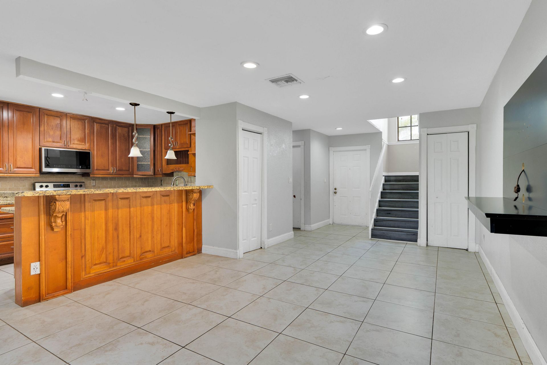 10723 NW 11th Street, Unit 10723, Pembroke Pines, FL 33026 Photo