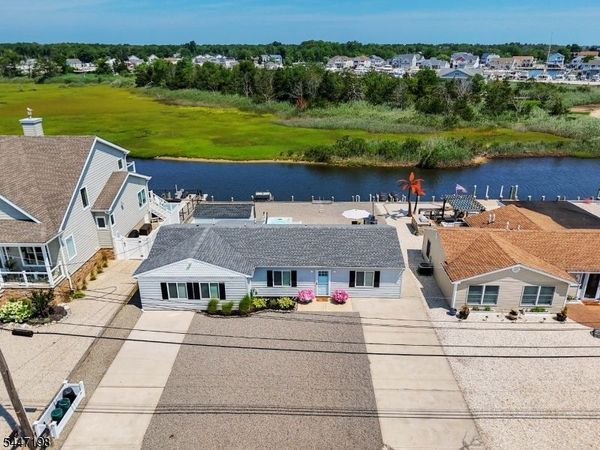 67 Hornblower Dr, Ocean, NJ 08758