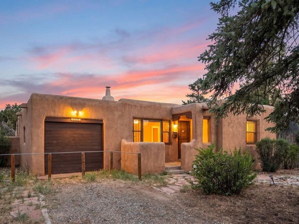 1920 Hopi Road , Santa Fe, NM 87505
