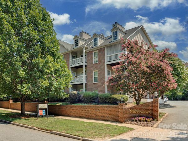 301 Queens Road, Unit 105, Charlotte, NC 28204