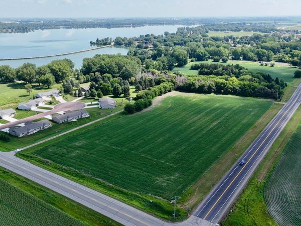 000 Crailsheim Road , Worthington, MN 56187
