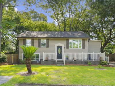 1811 Manigault Place, Charleston, SC 29407