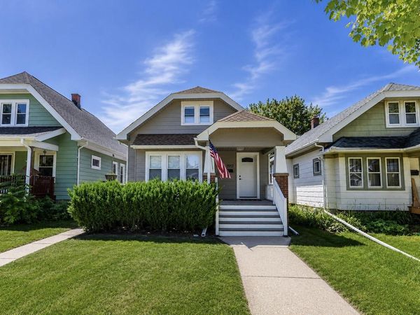 1917 S 71st STREET, West Allis, WI 53219