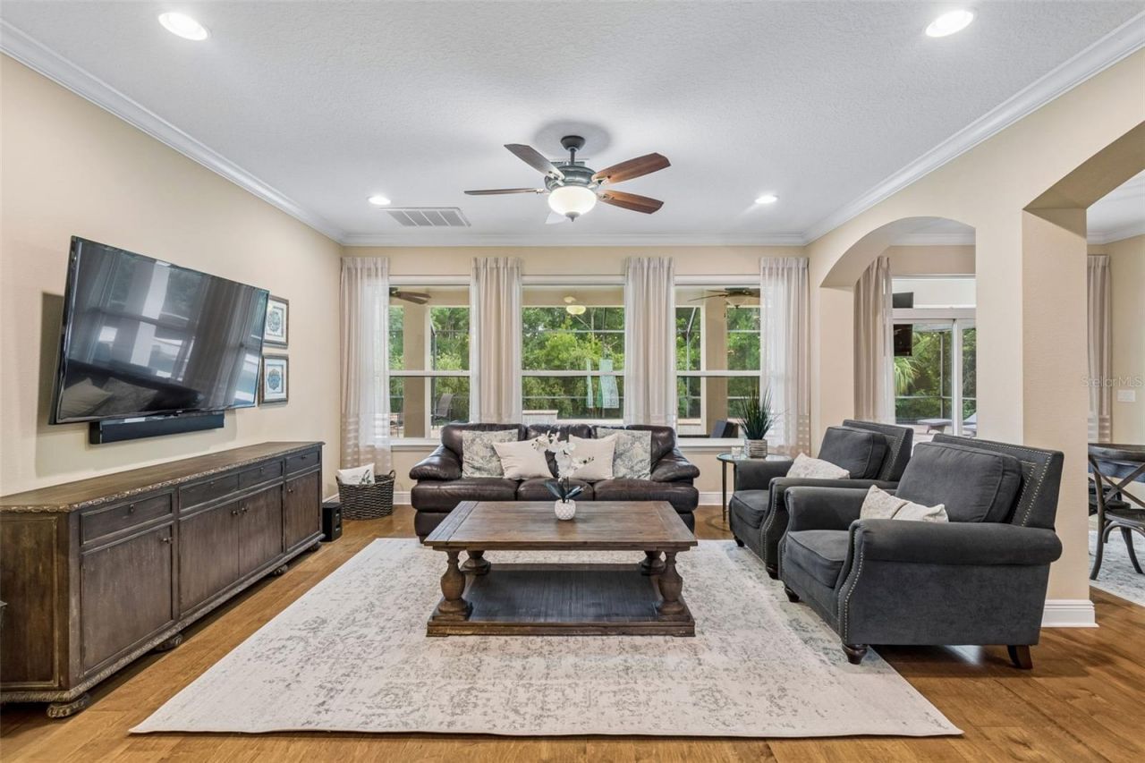 1804 Bella Casa Court, Tampa, FL 33618 Photo
