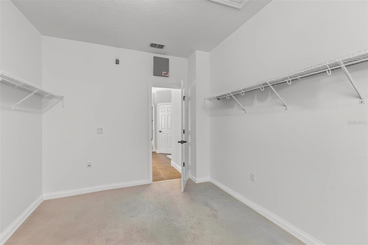 1804 Bella Casa Court, Tampa, FL 33618 Photo