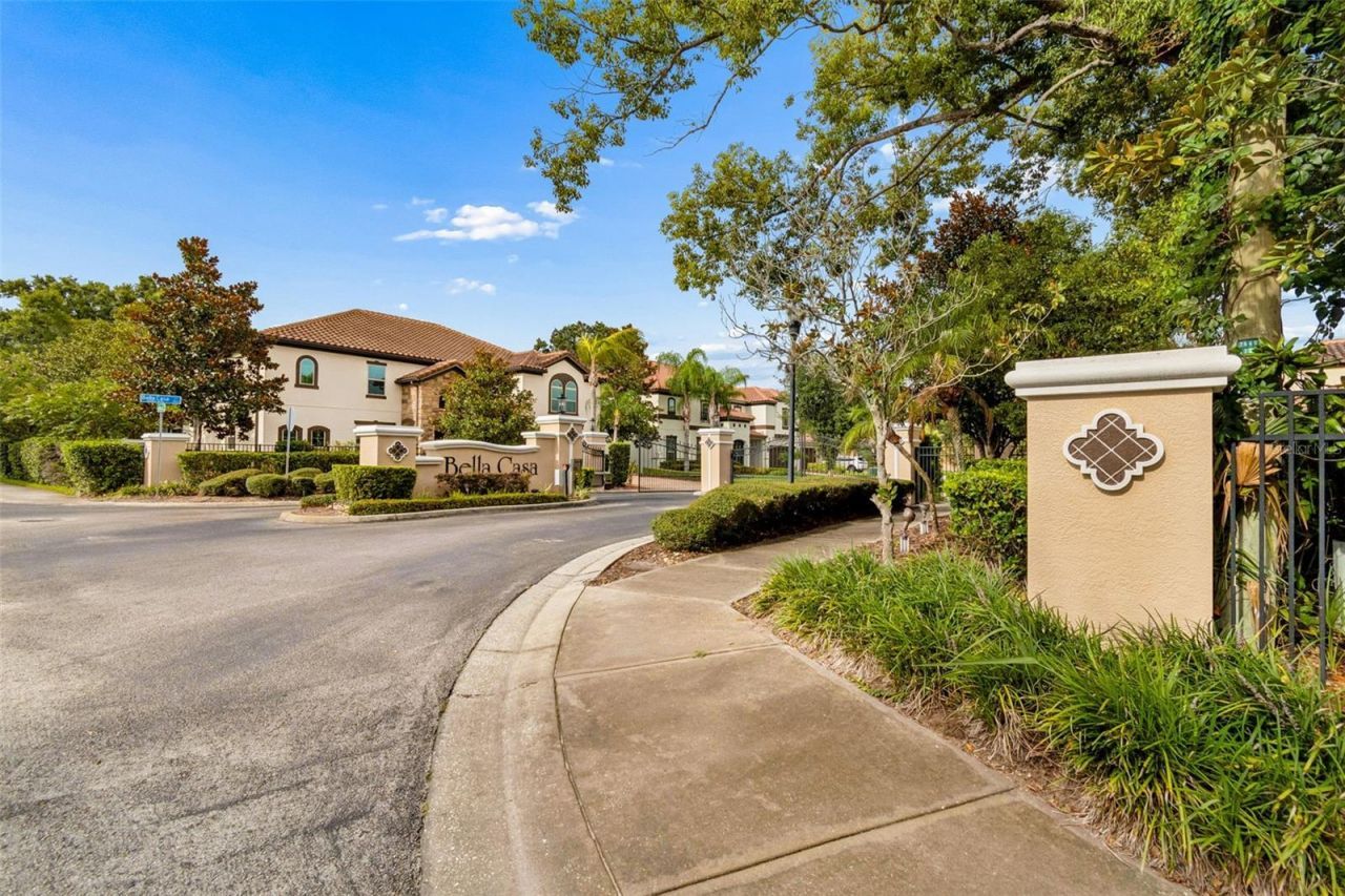 1804 Bella Casa Court , Tampa, FL 33618 Photo