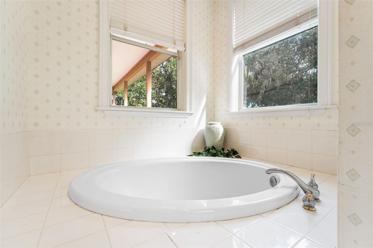 33415 Kiefer Road , Wesley Chapel, FL 33545 Photo