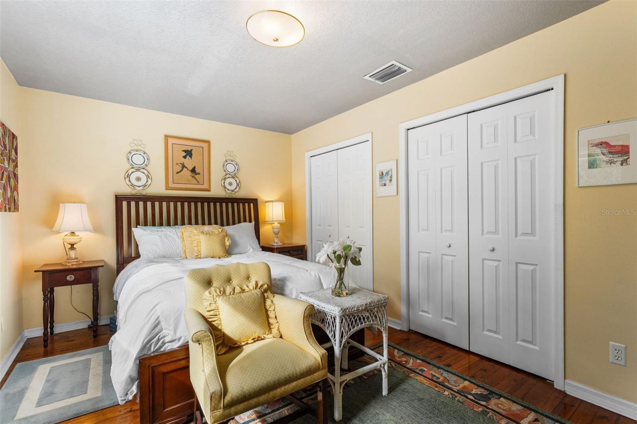 33415 Kiefer Road , Wesley Chapel, FL 33545 Photo