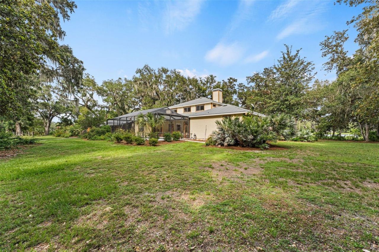 33415 Kiefer Road , Wesley Chapel, FL 33545 Photo