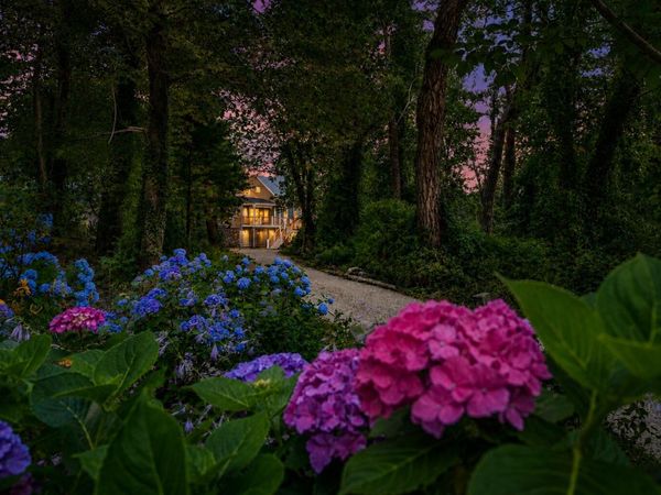 90 Log Cabin Road , Eastham, MA 02642