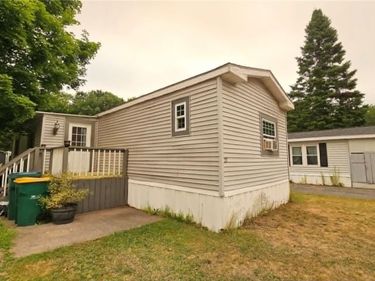 77 Crestview Circle, Central Square, NY 13036