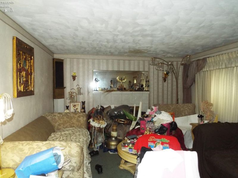 126 Rustic Lane, Mansfield, OH 44903 Photo 2