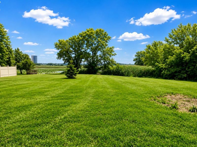 111 NW Catawba Road, Port Clinton, OH 43452 Photo 4