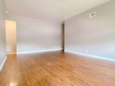 4815 Ames Avenue, Omaha, NE 68104