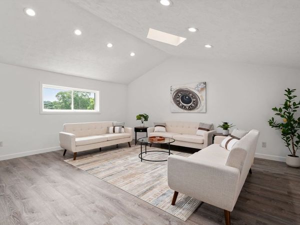 6 Ruth Dr, Framingham, MA 01701