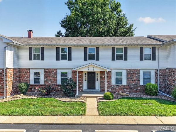 2200 Willott Road, Unit B, St Peters, MO 63376