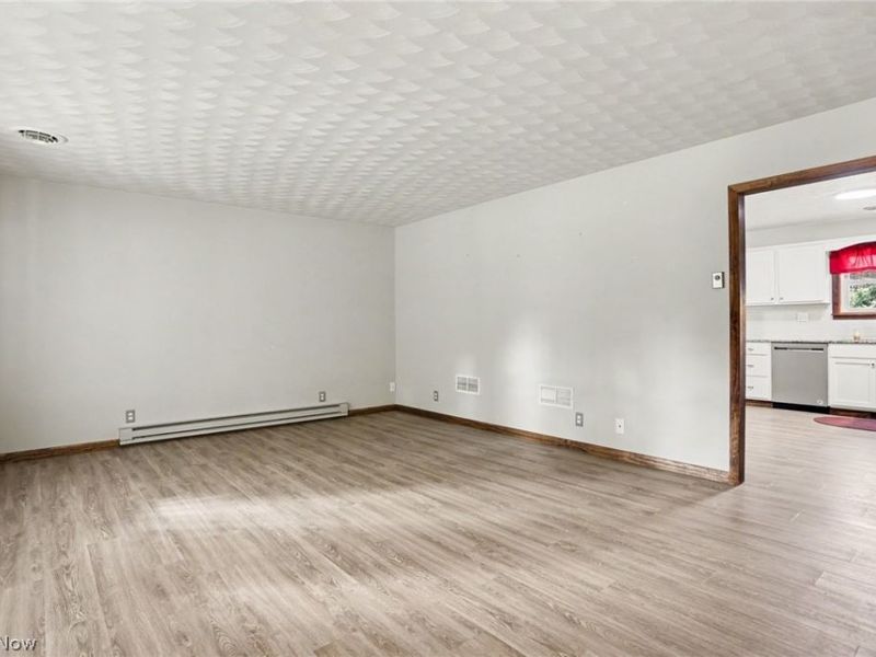 6065 Rollins Drive, Nashport, OH 43830 Photo 7