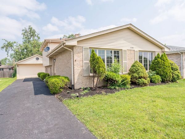 5138 W 121st Street , Alsip, IL 60803