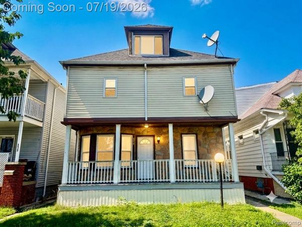 3845 Edwin Street, Hamtramck, MI 48212
