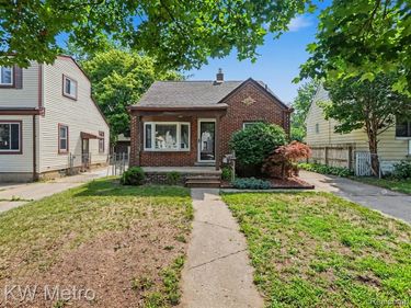 1023 Hoffman Avenue, Royal Oak, MI 48067