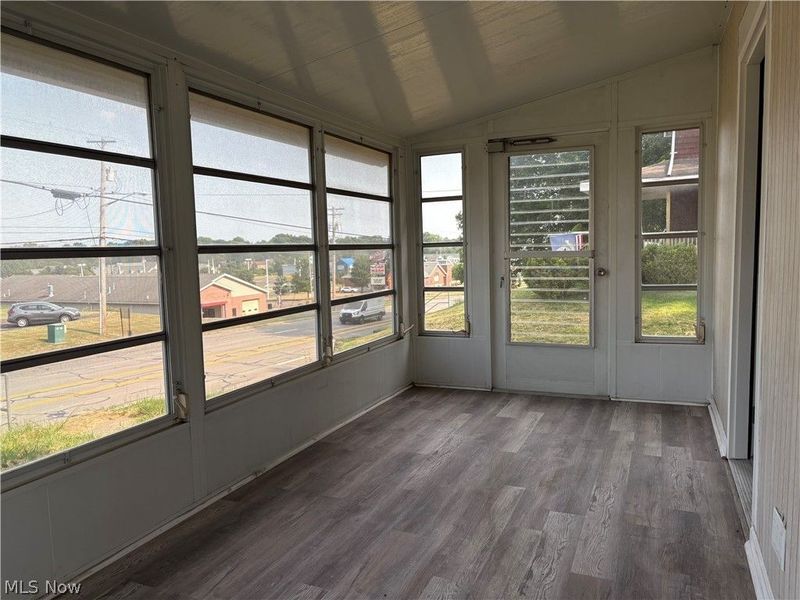 8307 Cleveland Avenue NW, Canton, OH 44720 Photo 18