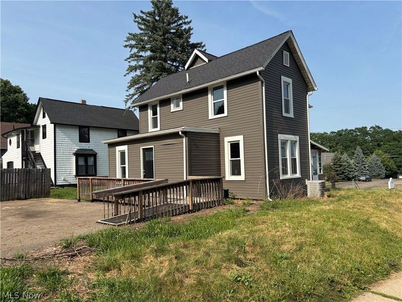 8307 Cleveland Avenue NW, Canton, OH 44720 Photo 24