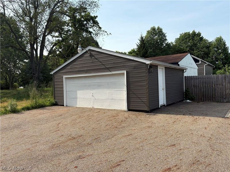 8307 Cleveland Avenue NW, Canton, OH 44720 Photo 6
