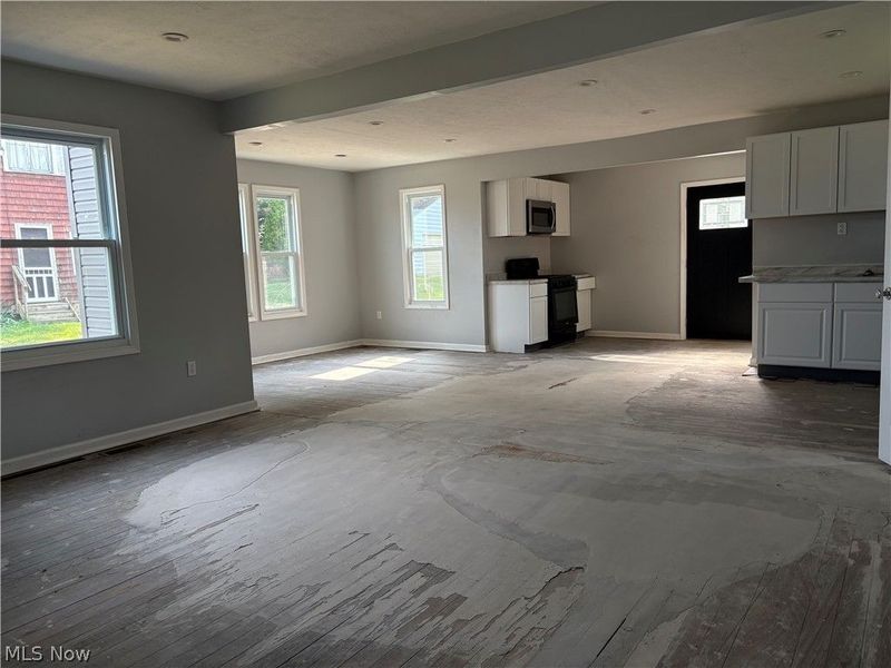 8307 Cleveland Avenue NW, Canton, OH 44720 Photo 7
