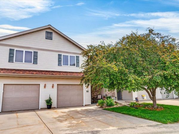 148 Alpine Meadow Circle, Oregon, WI 53575