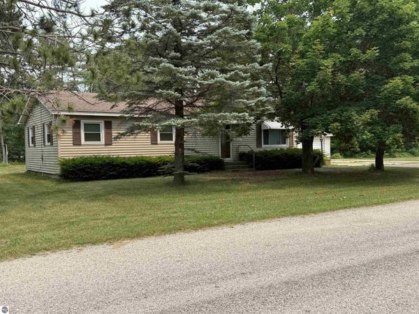 410 14th Street, Cadillac, MI 49601