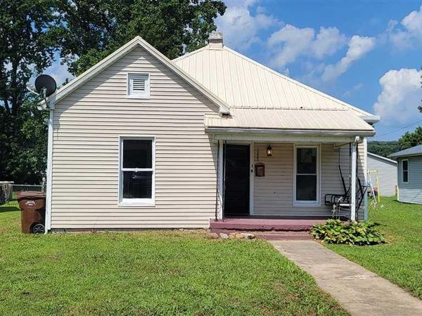 1223 S 7th Street, Clinton, IN 47842